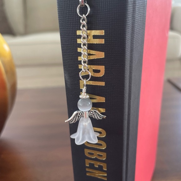 Handmade White Angel Fairy Bookmark with Silver Tone Hook - ideal Gift - Picture 3 of 7